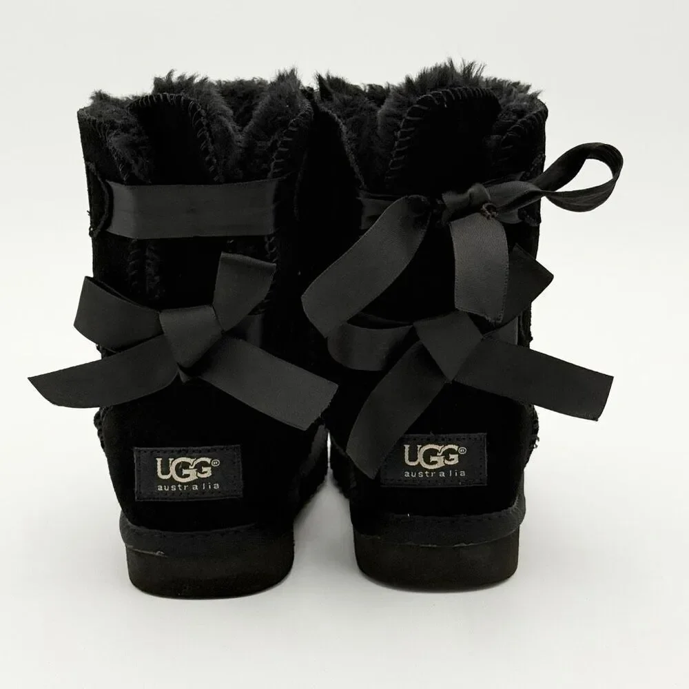 UGG Black Bailey Bow Sheepskin Winter Boots - Little Kids US Size